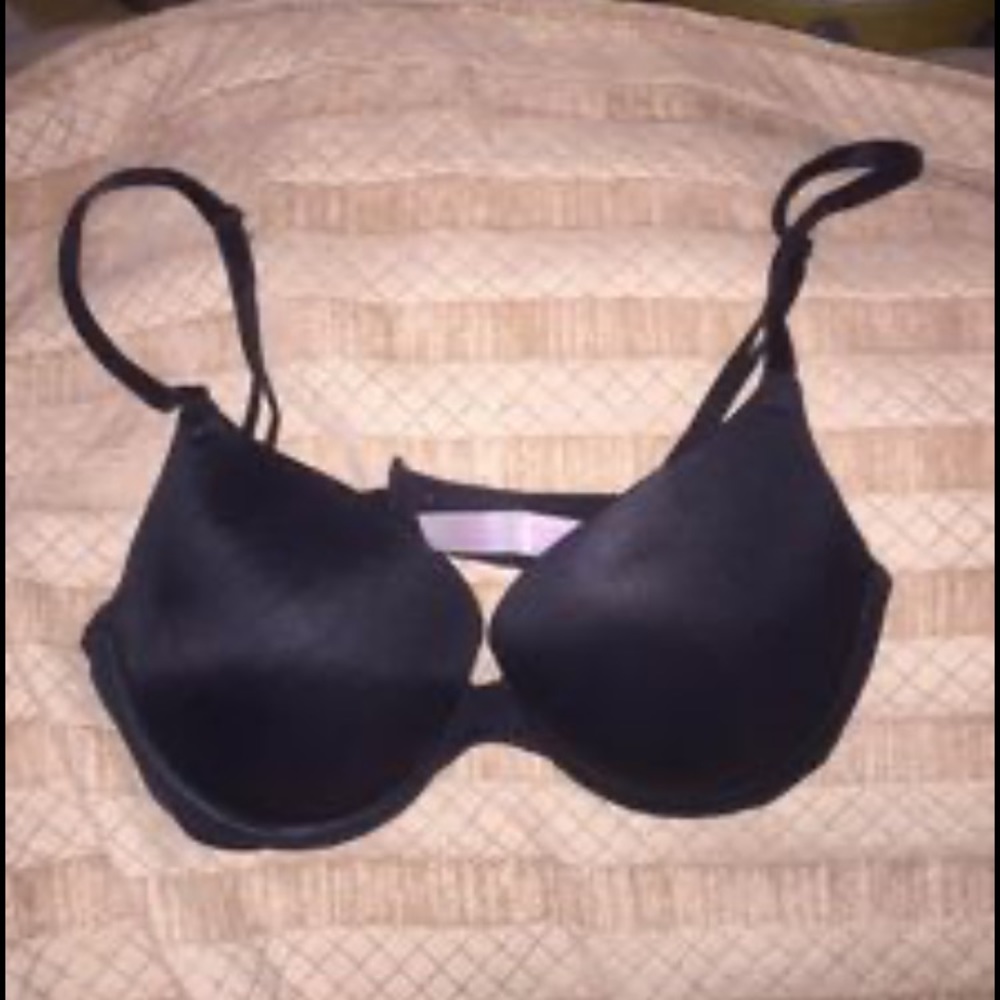 Victoria’s Secret Pink push up brassiere Sz 32C